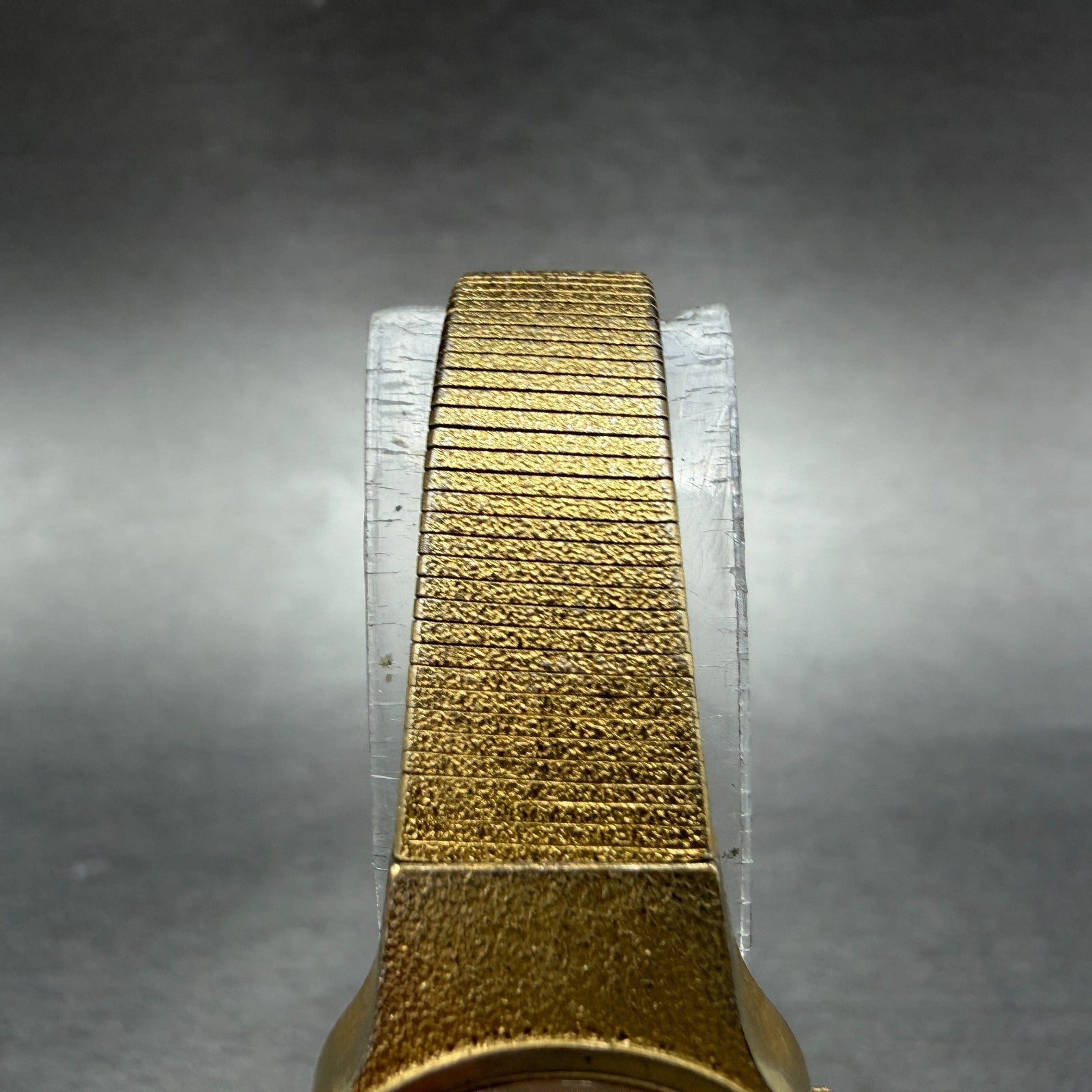 Seiko Watch Women 20mm Black Dial Gold Tone Round 8Y21-0020 New Battery Vintage4