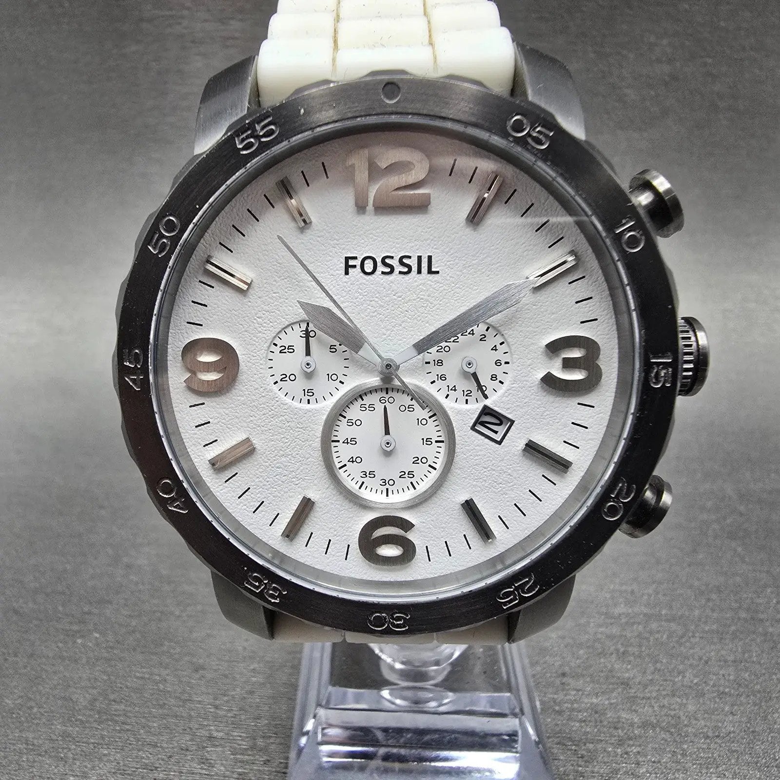 Fossil Chronograph Watch Men 50mm White Dial Black Tone Date JR-1427 New Battery0