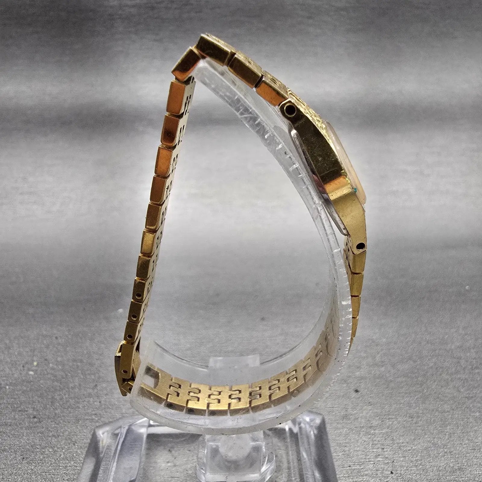 Seiko Watch Women 17mm Gold Dial Gold Tone Oval 2C20-5759 New Battery Vintage8