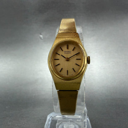 Seiko Watch Women 18mm Gold Dial Gold Tone Oval 1400-8209 New Battery Vintage5