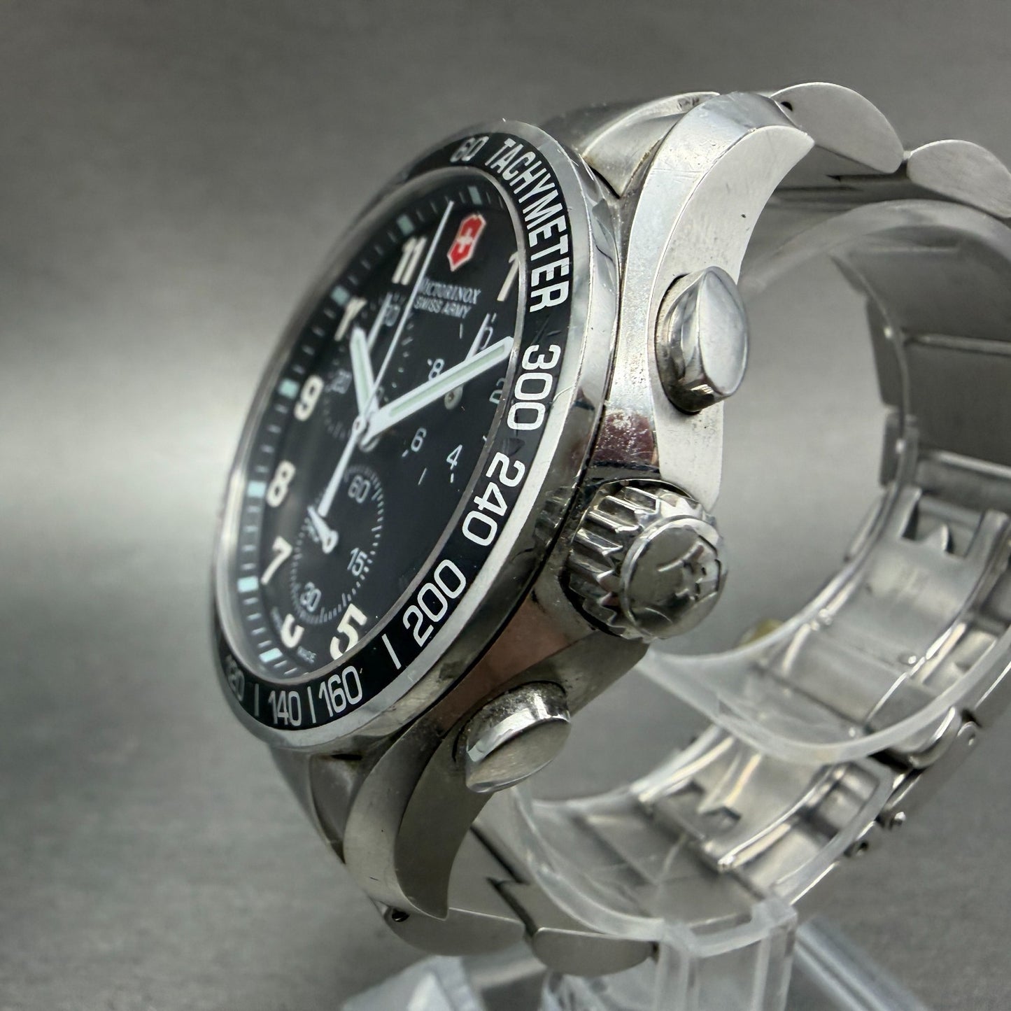 Victorinox Swiss Army Chrono Classic Watch Men 40mm Black Dial Steel Date NewBat2