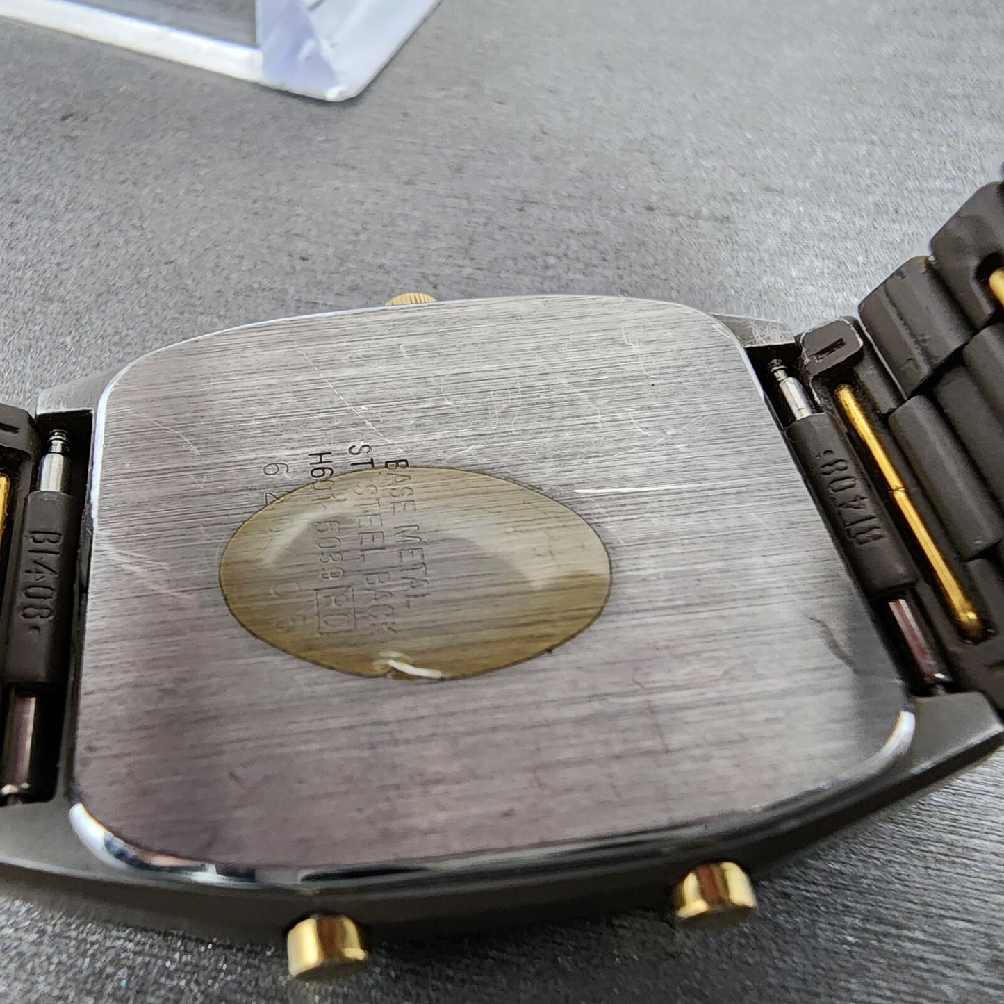 Seiko Analog Digital Watch Men 30mm Silver Dial Two Tone H601-5039 PARTS