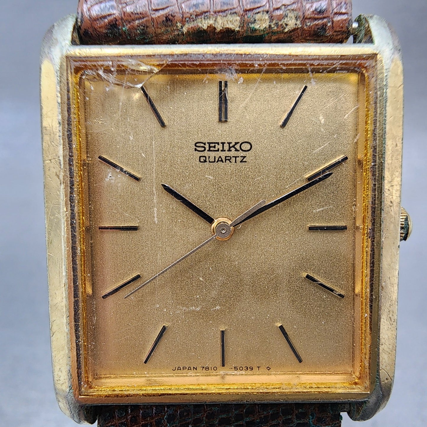 Seiko Tank Watch Men 28mm Champagne dial Gold Tone 78105039 New Battery2