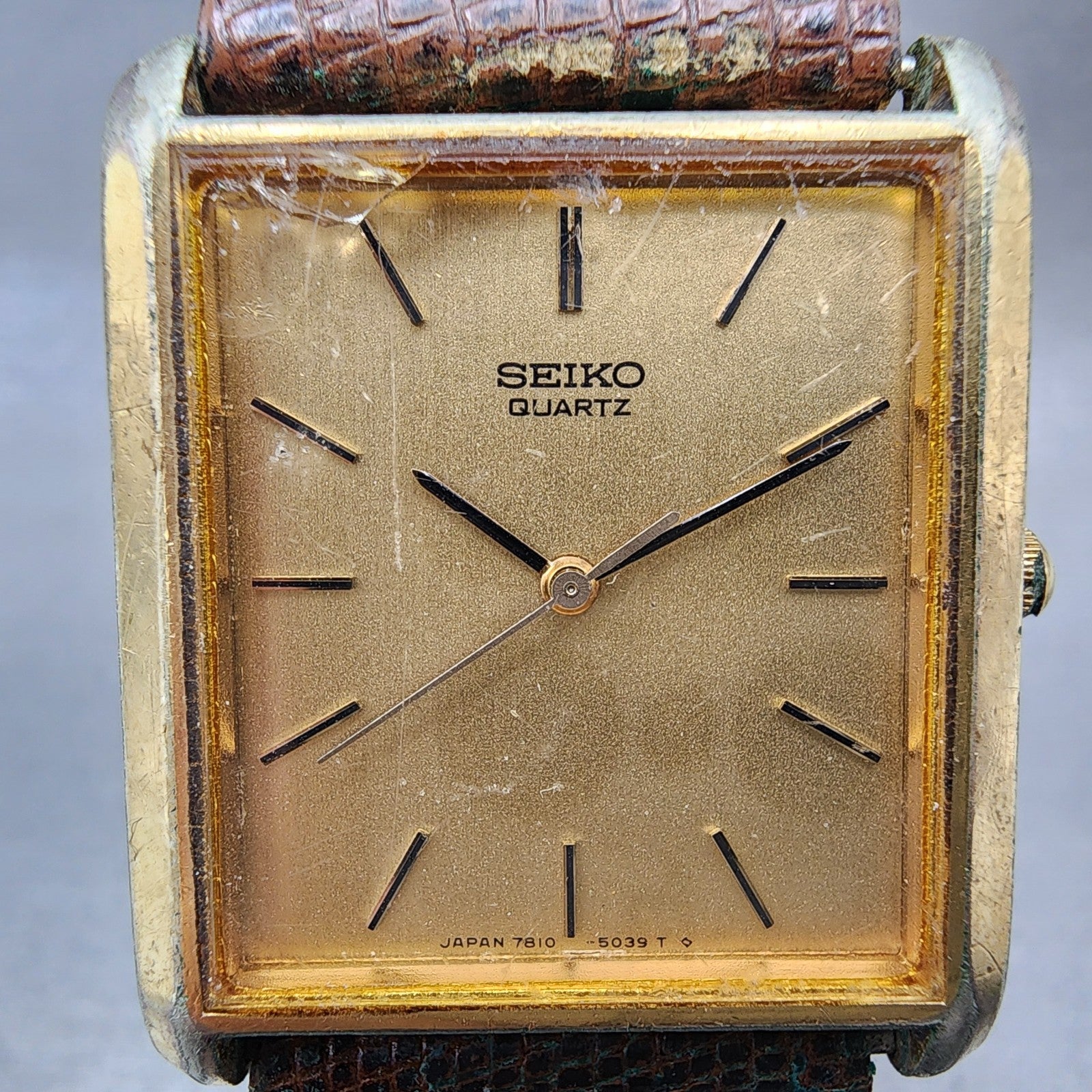 Seiko Tank Watch Men 28mm Champagne dial Gold Tone 78105039 New Battery2