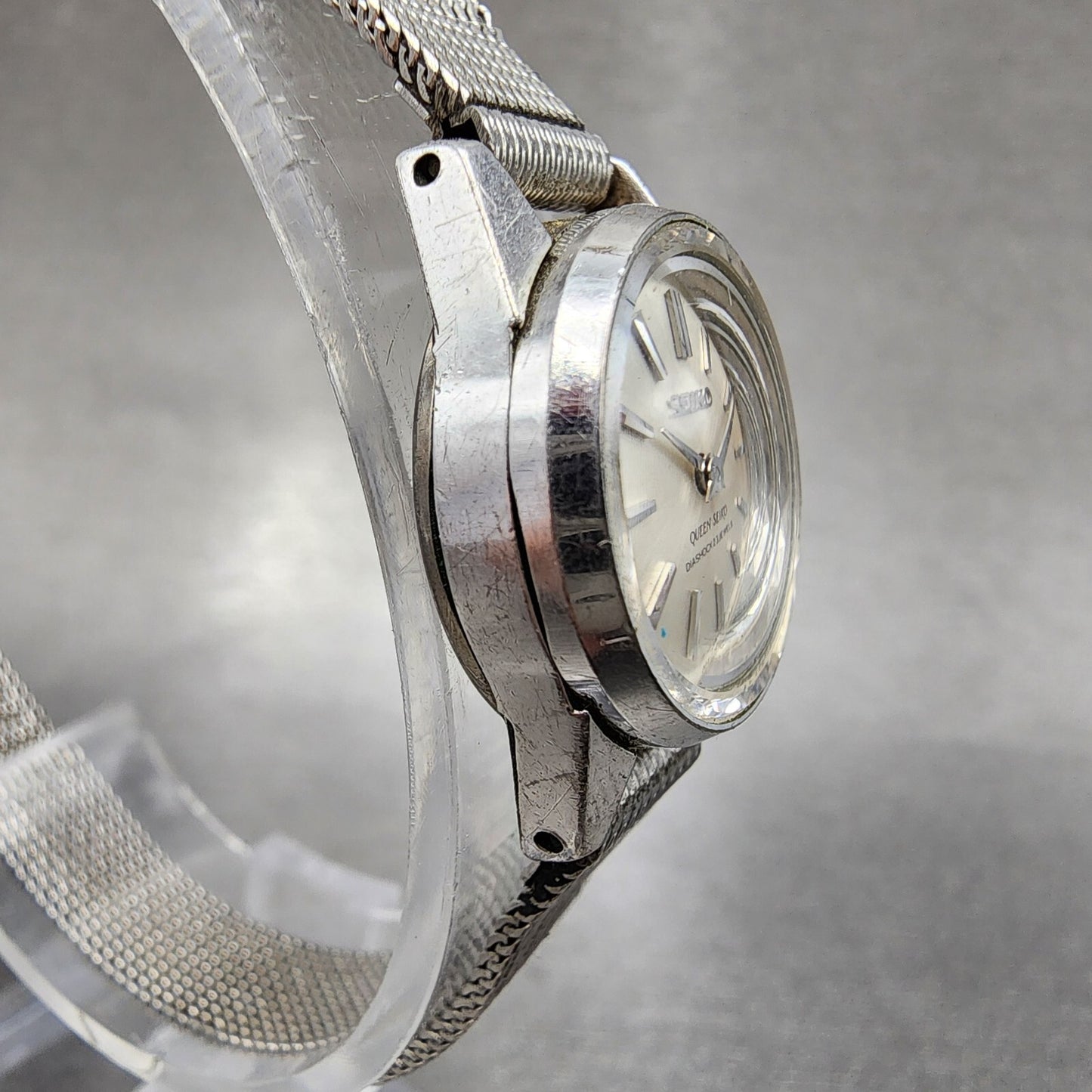 Seiko Queen Seiko Watch Women 19mm White Dial Silver Tone Manual 10200010 Runs3