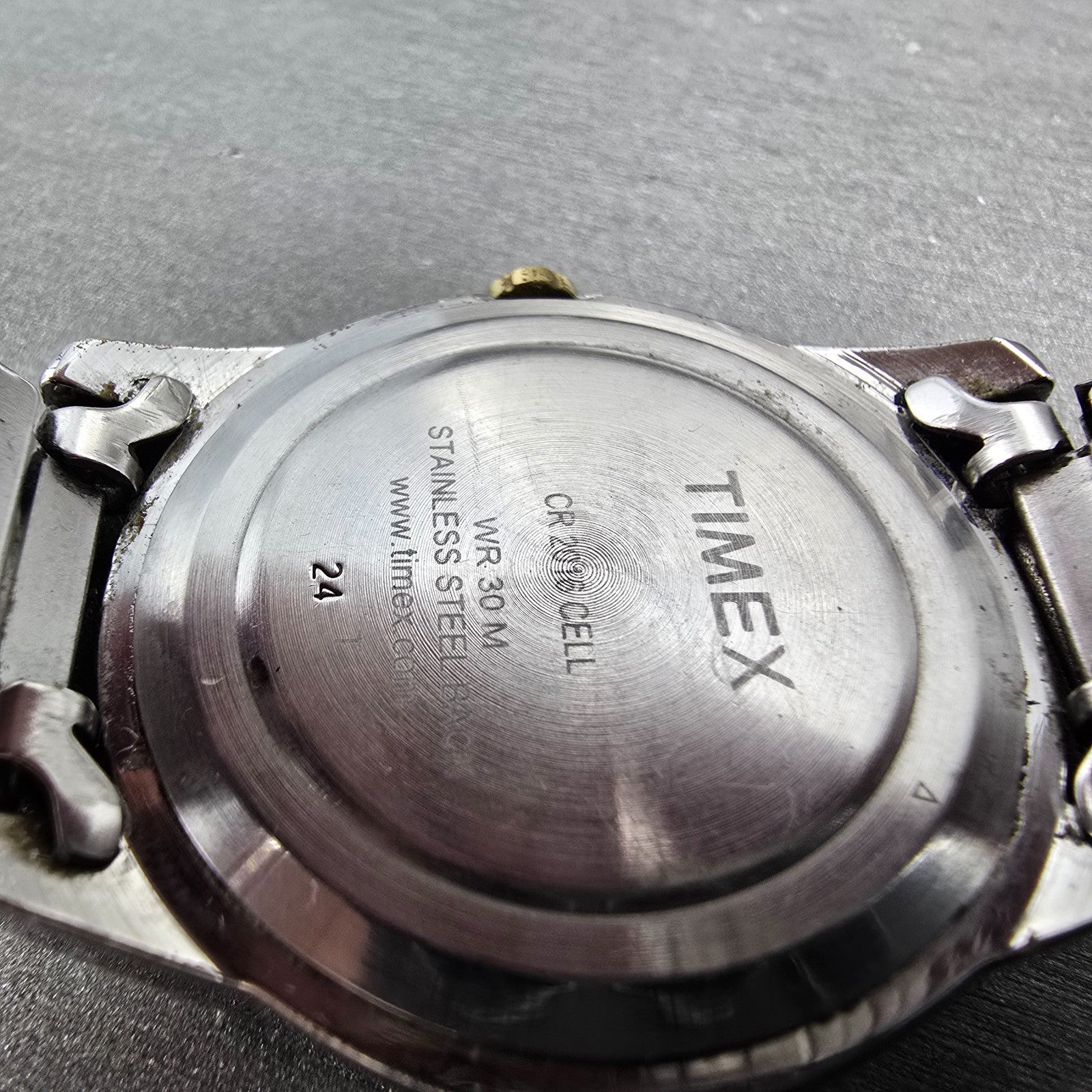 Timex Watch Men 36mm Silver Dial Two Tone Daydate Round T2M935 new Battery9