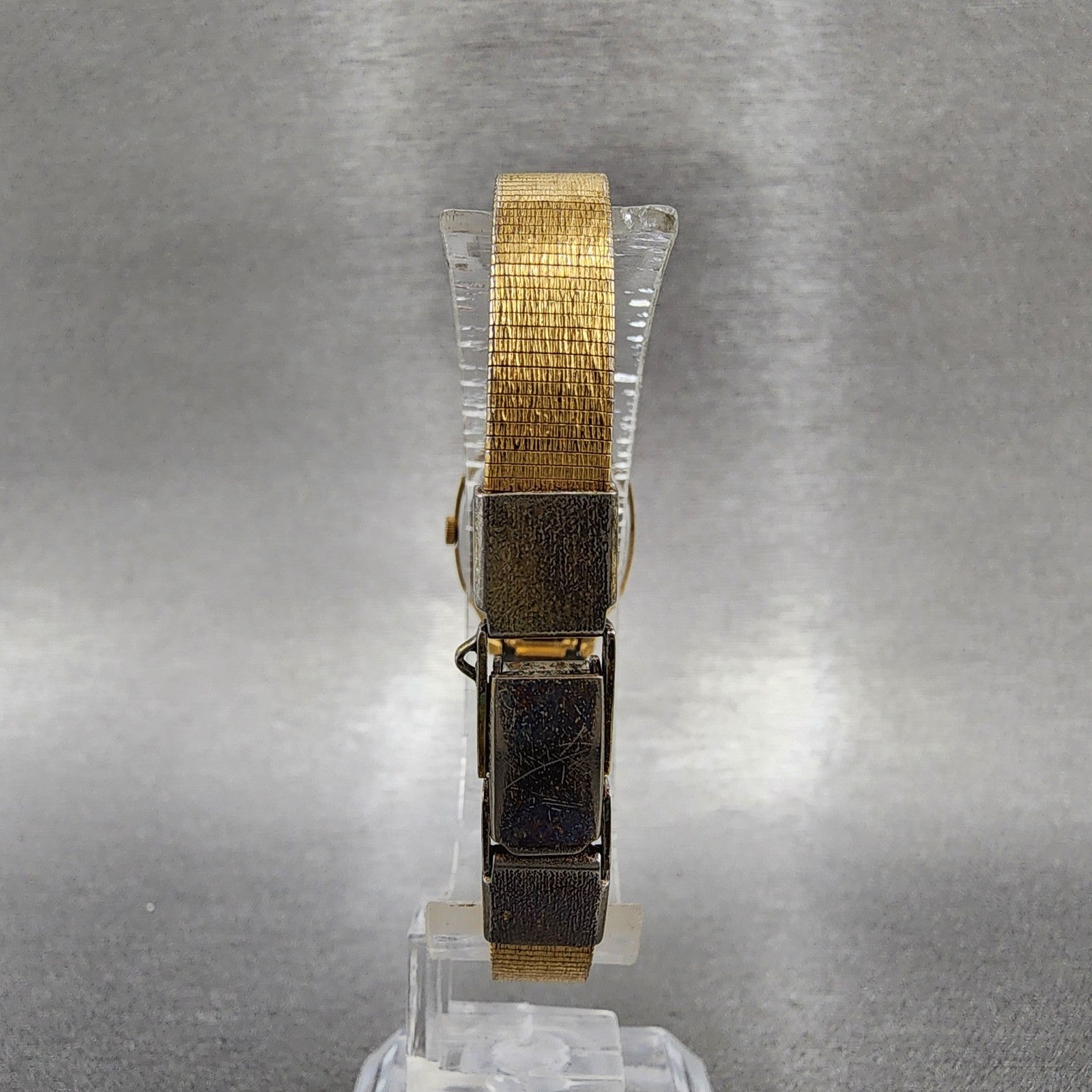 Seiko Watch Women 18mm Champagne Dial Gold Tone Rectangle 23205269 New Battery7