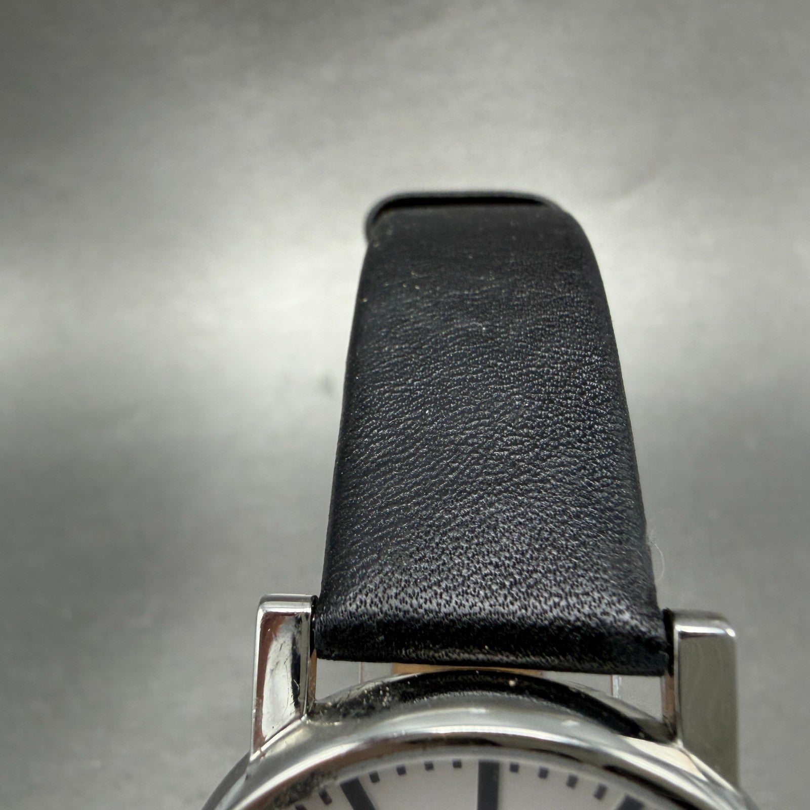 Mondaine Watch Men 35mm White Dial Steel Round Leather Band New Battery4