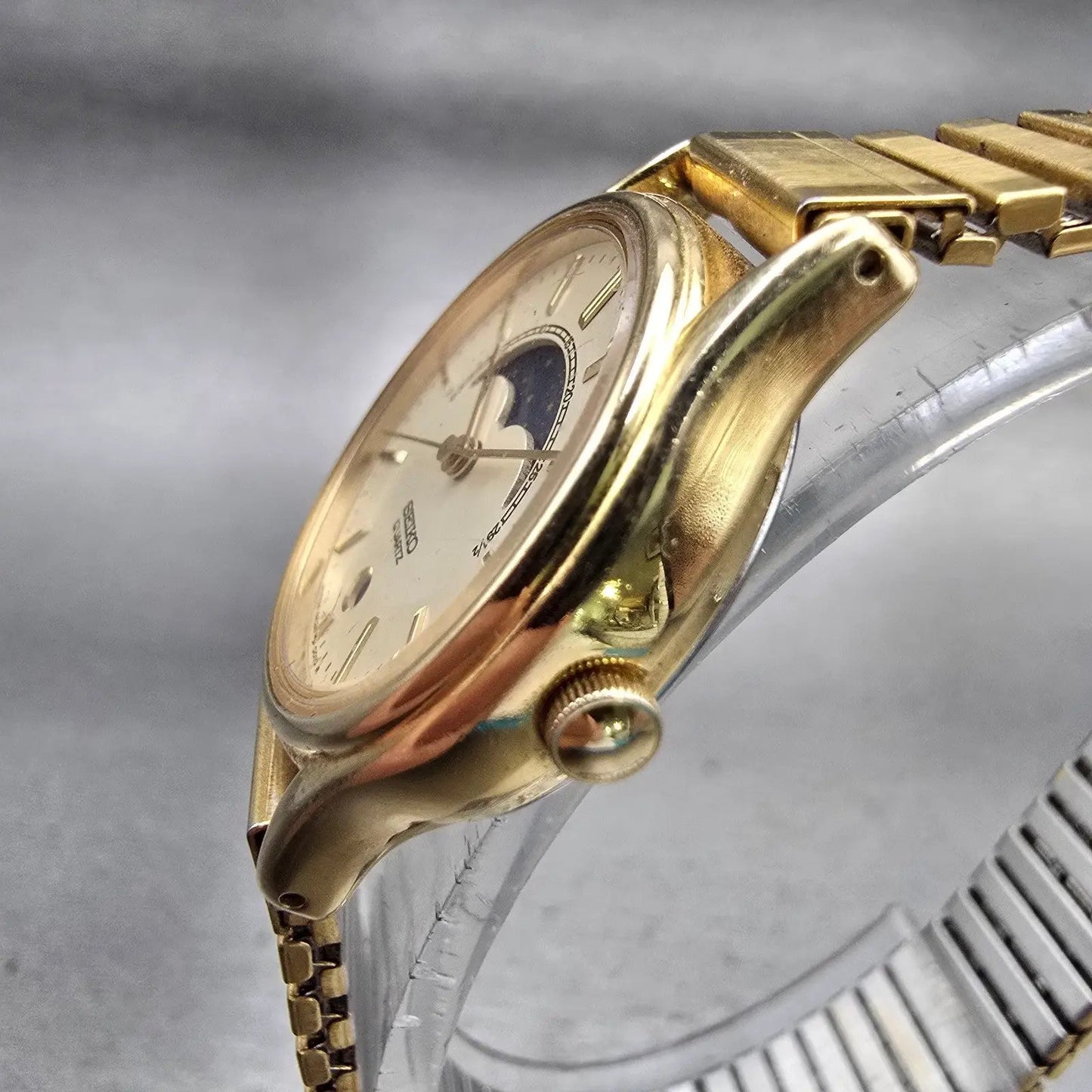 Seiko Moon Phase Watch Women 25mm Cream Dial Gold Tone Date 4K24-0019 New Batt2