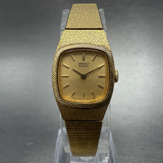 Seiko Watch Women 16mm Champagne Dial Gold Tone Vintage 1400-8359 New Battery0
