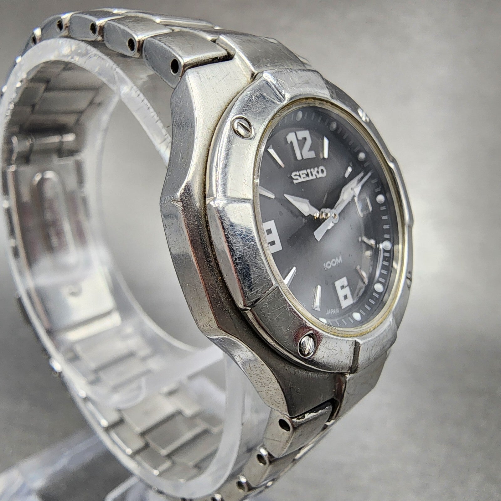 Seiko Watch Women 26mm Black Dial Silver Tone Date Round 7N820BE0 New Battery3