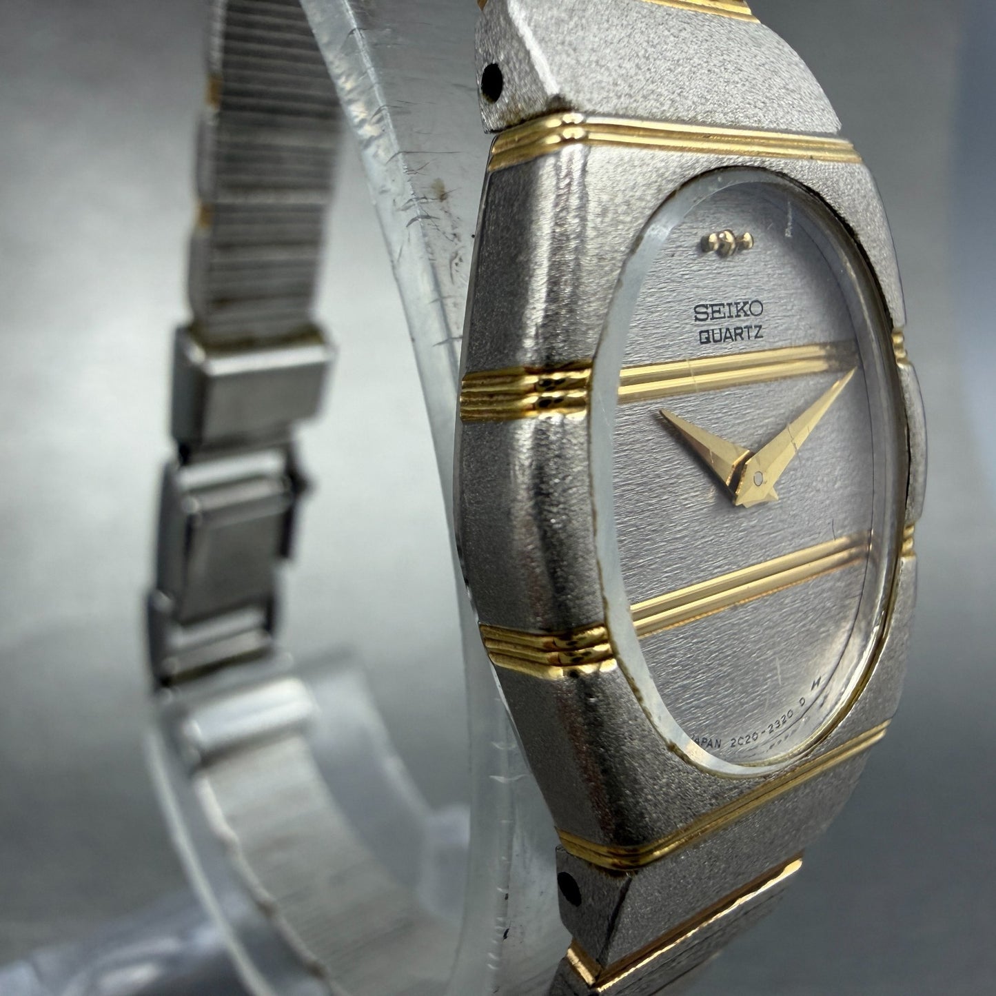 Seiko Watch Women 19mm Silver Dial Two Tone Oval 2C20-6060 New Battey Vintage3