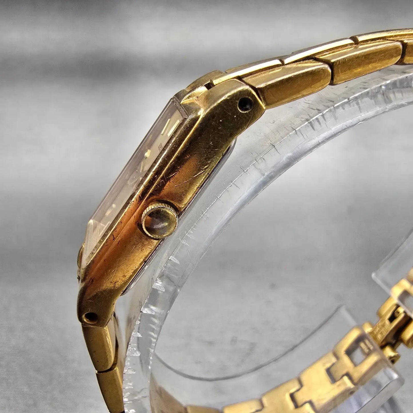 Seiko Watch Women 13mm Gold Dial Gold Tone Rectangle 2E20-7479 New Battery VTG2