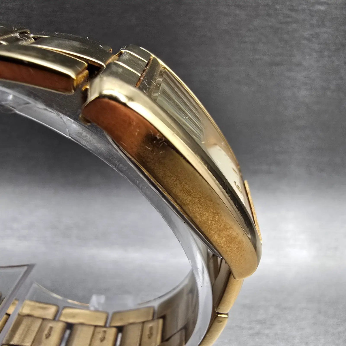 Citizen Tank Watch Men 22mm Cream Dial Gold Tone Rectangle 5930-S99132 New Batt3