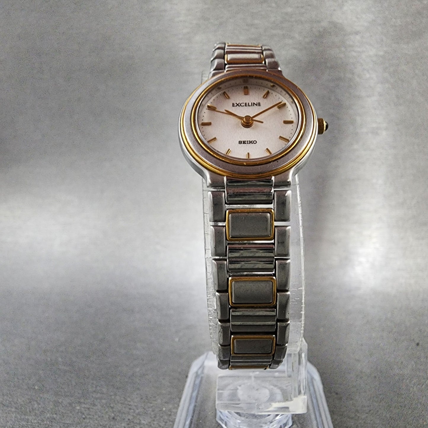Seiko Exceline Watch Women 22mm White Dial Two Tone Round 4N210320 New Battery5