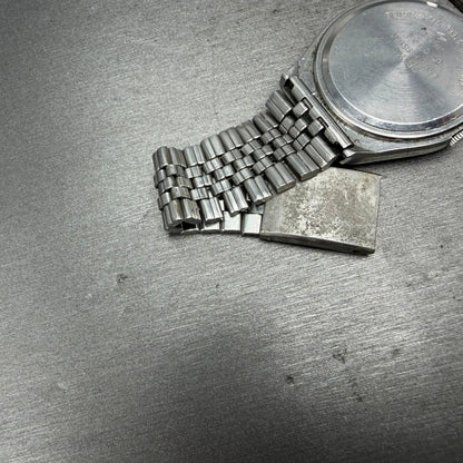 47930952