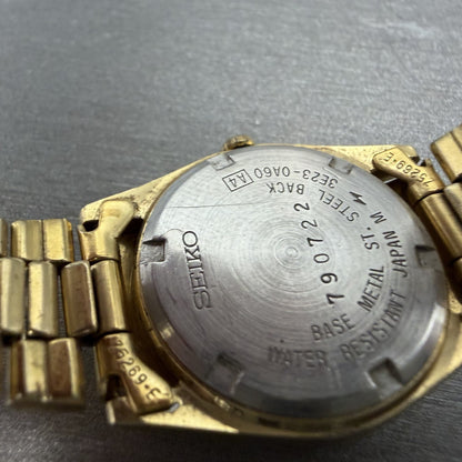 Seiko SQ Watch Women 24mm Gold Dial Gold Tone Daydate Round 3E23-0A60 NewBatt 5V9