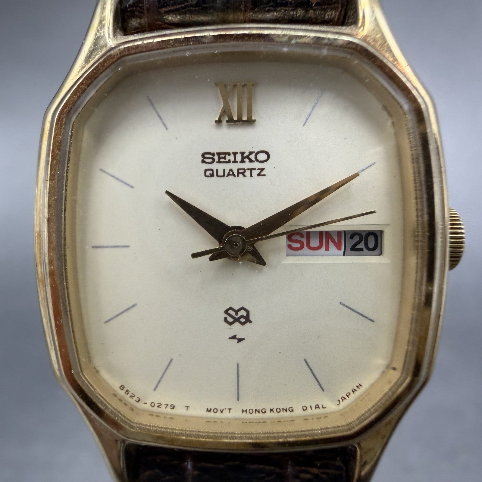 Seiko SQ Watch Women 22mm Cream Dial Gold Tone Daydate 8523-5079 New Battery1