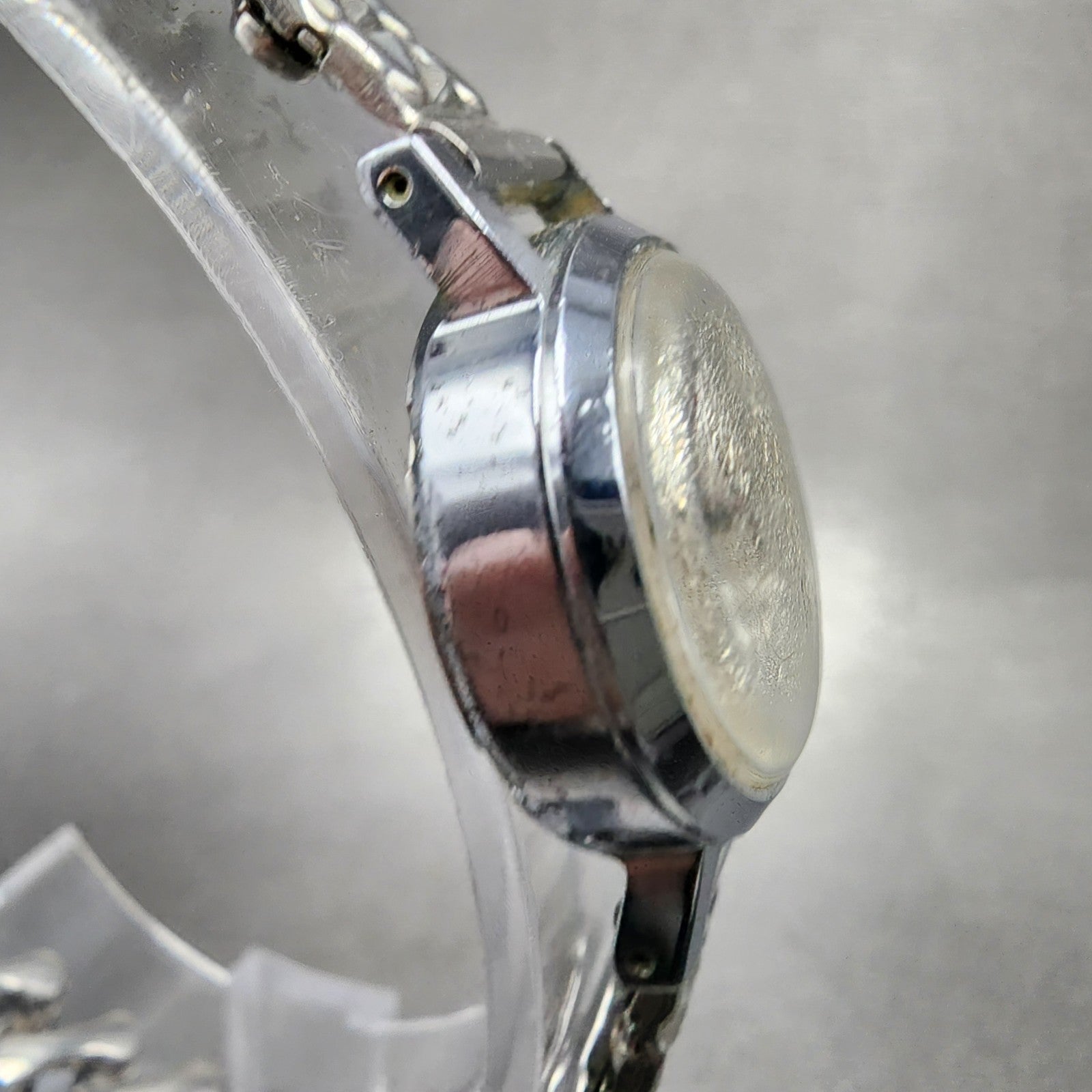Oris Watch Women 21mm Cream Dial Silver Tone Round Manual Wind Runs VTG3