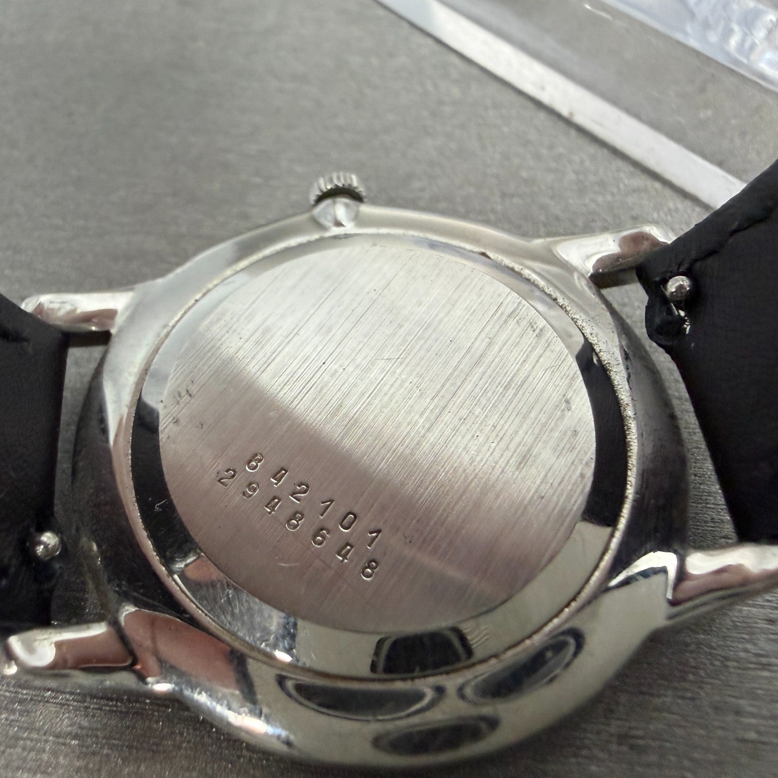 Universal Geneve Watch Men 31mm White Dial Steel Manual Wind 842101 Runs VTG9