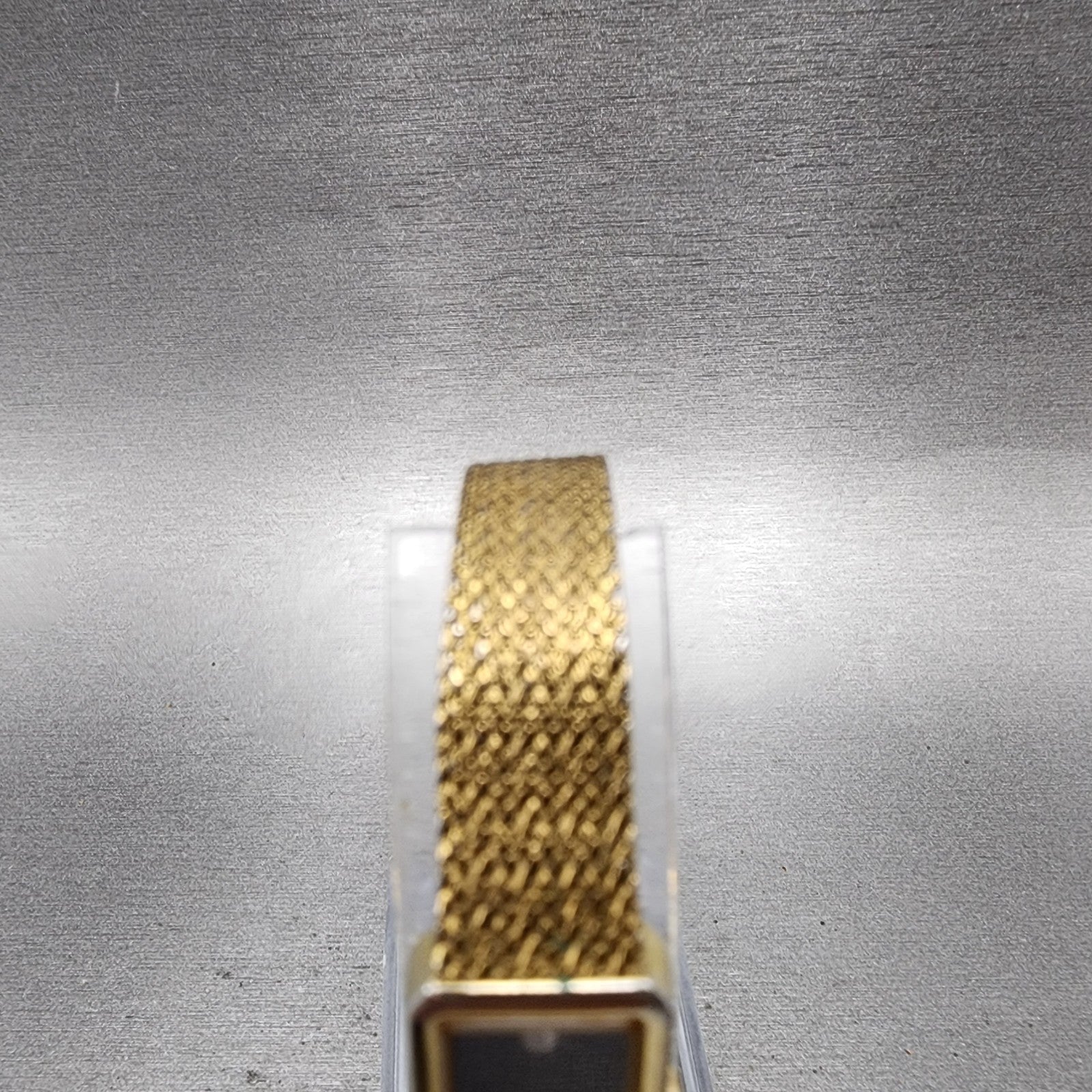 Seiko Tank Watch Women 13mm Black Dial Gold Tone Rectangle 2e206239 New Battery4