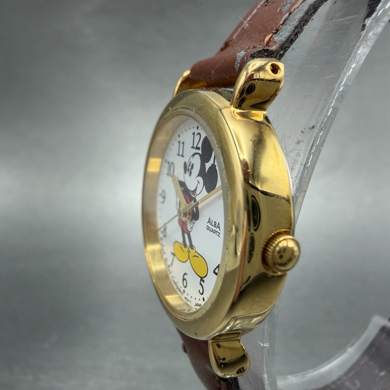 Seiko Alba Mickey Mouse Watch Women 26mm White Dial Gold Tone V501-6N10 New Batt2