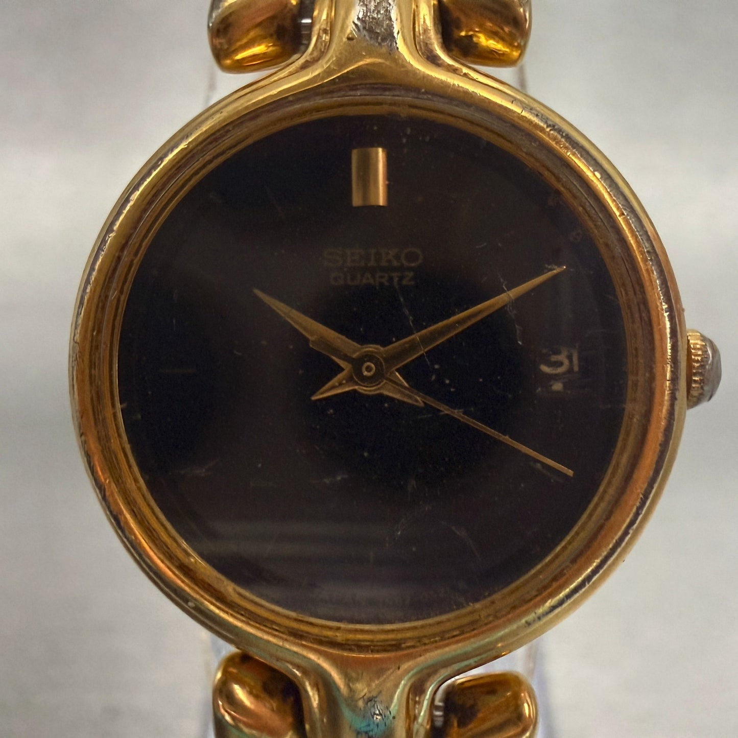 Seiko Watch Women 22mm Black Dial Gold Tone Date Round 7N82-0248 New Battery1