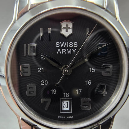 Victorinox Swiss Army Vivante Watch Women 28mm Black Dial Steel Date New Battery1
