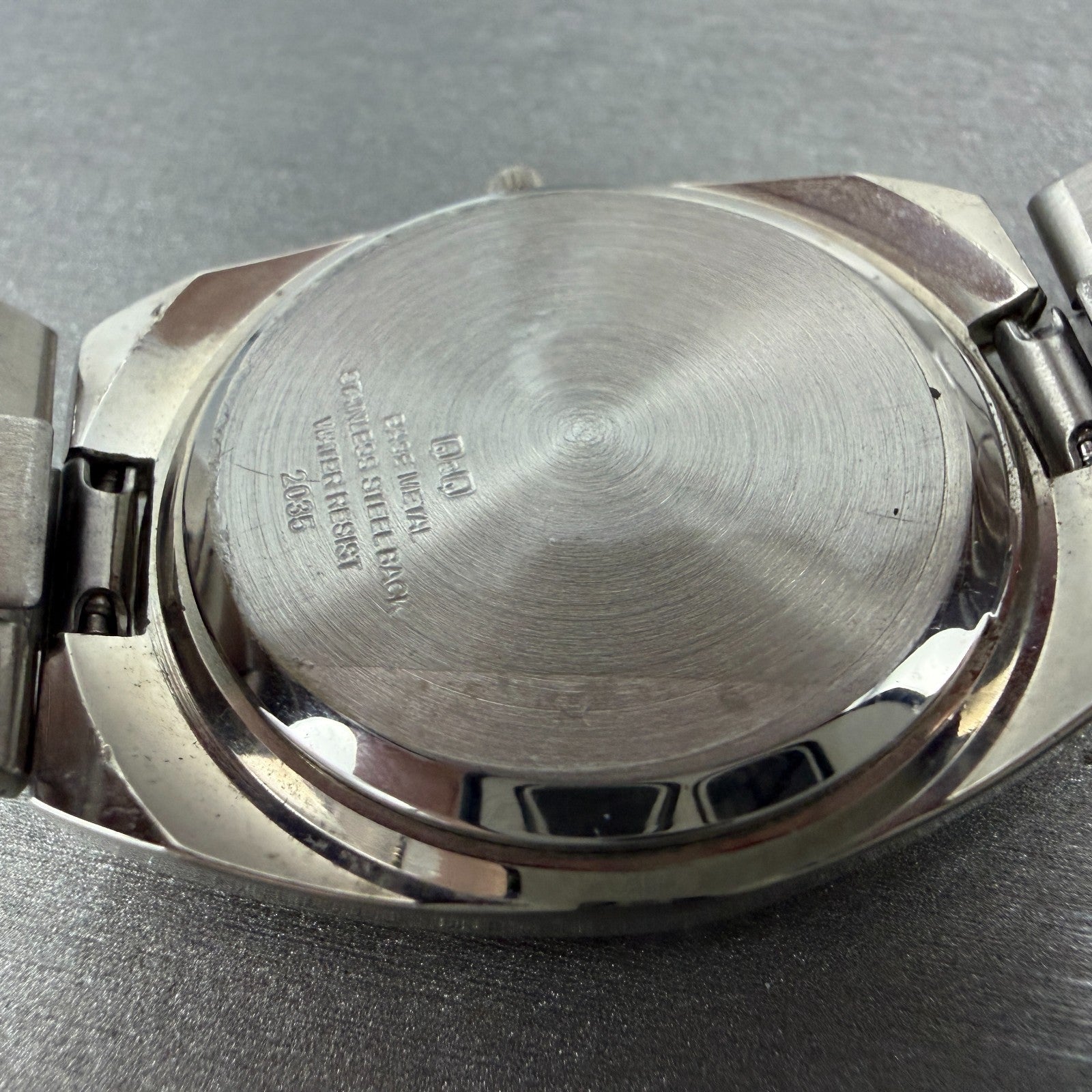Citizen Q&Q Falcon Watch Men 34mm Blac dial Silver Tone Round New Battery9
