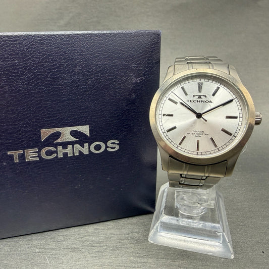 Technos Watch Men 37mm Silver Dial Titanium Round T-1079 New Battery W/box0