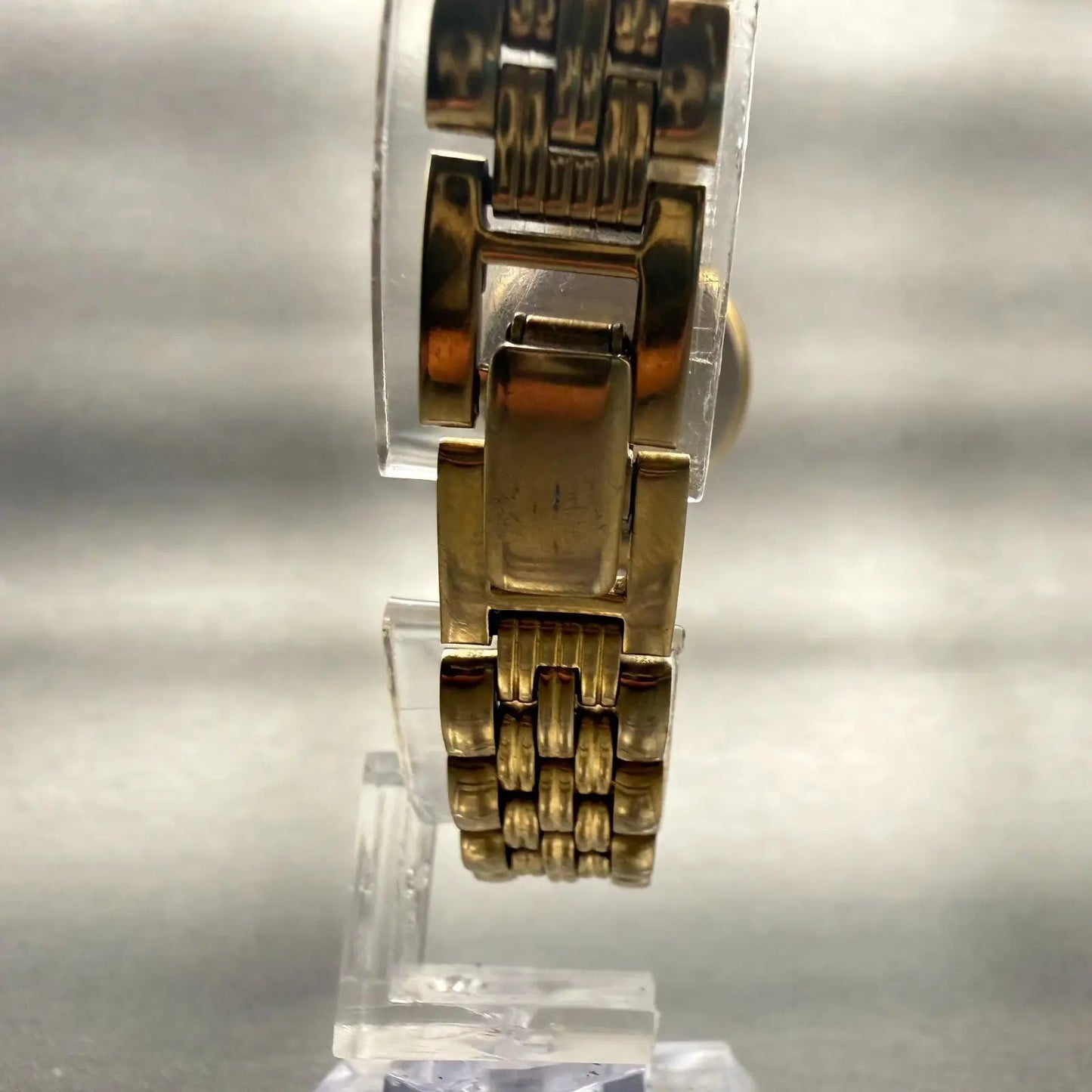 Seiko Watch Women 23mm White Dial Gold Tone Date Round 7N82-0228 New Battery VTG7