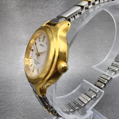 Seiko Watch Women 25mm White Dial Gold Tone Round V7012H30 New Battery2