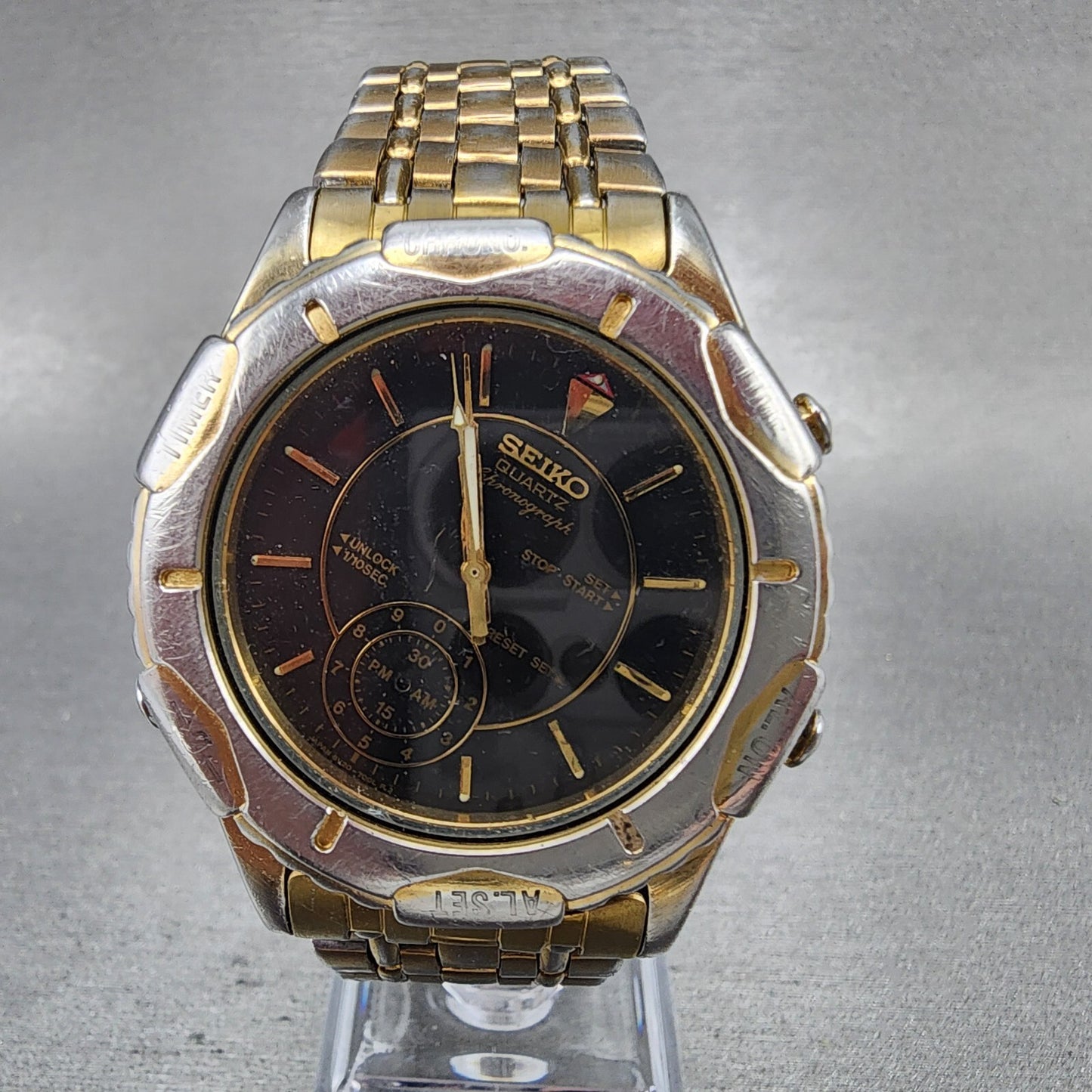 Seiko Chronograph Watch Men 39mm Black Dial Gold Tone Alarm 8V207000 PARTS0