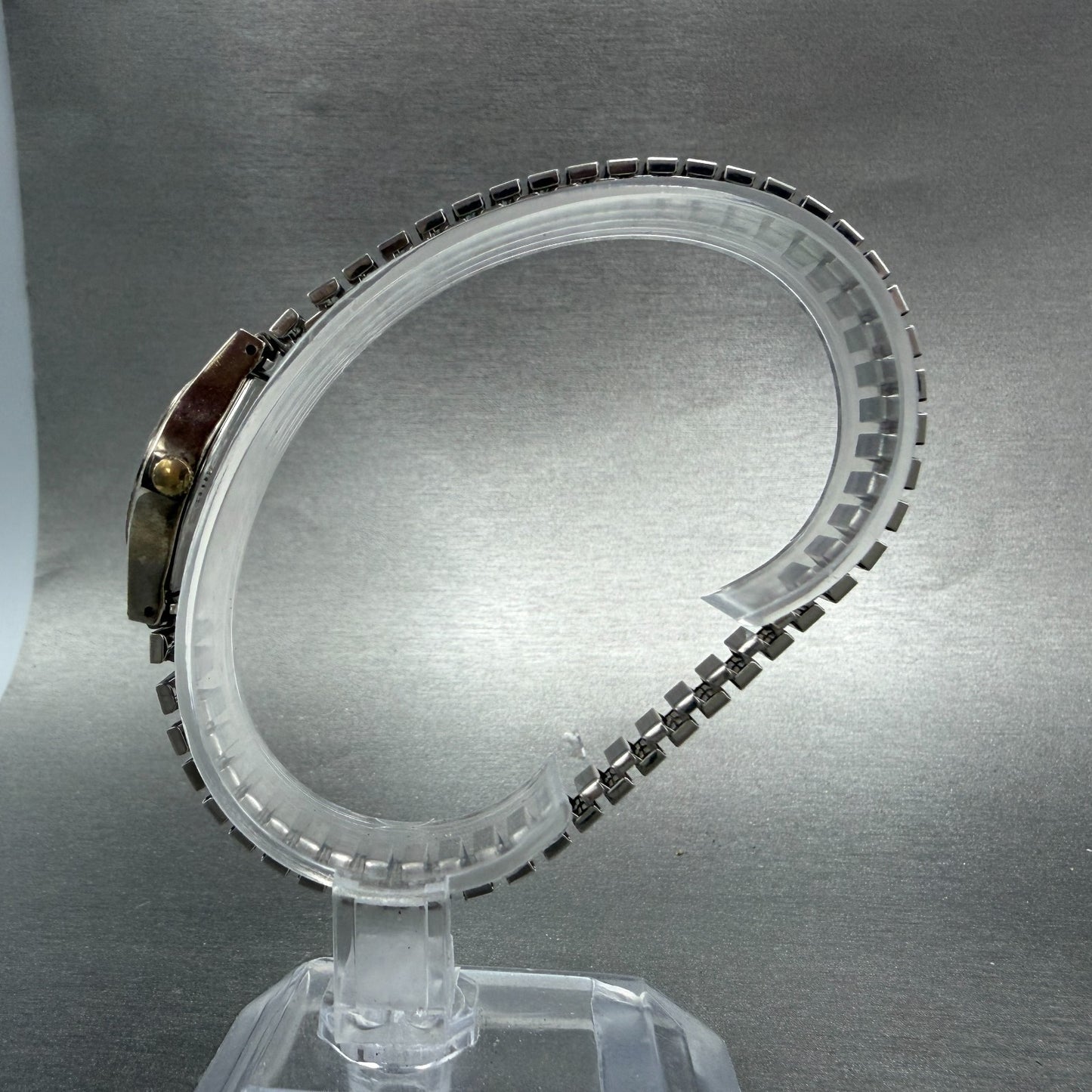 Seiko Watch Women 20mm Silver Dial Silver Tone Round 8Y21-0010  New Battery HJ76