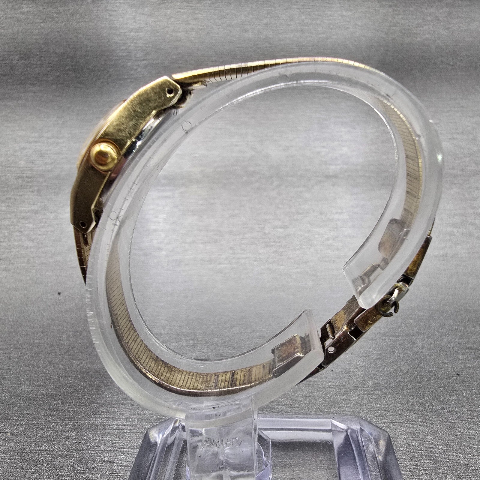 Seiko Watch Women 17mm Champagne Dial Gold Tone Round 5421-0030 New Battery VTG6