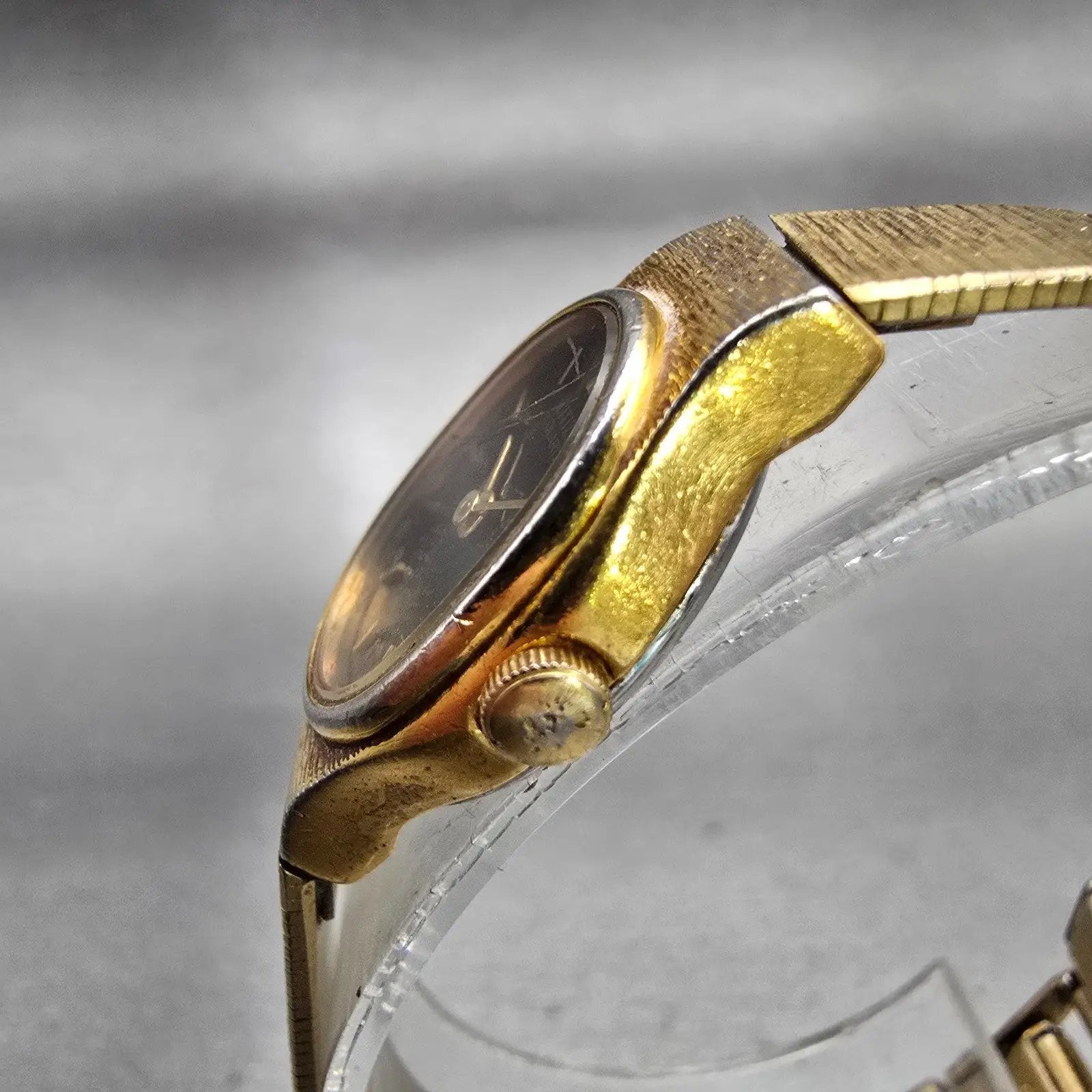 Citizen CQ Watch Women 16mm Black Dial Gold Tone Oval 3220-S09168 New Battery2