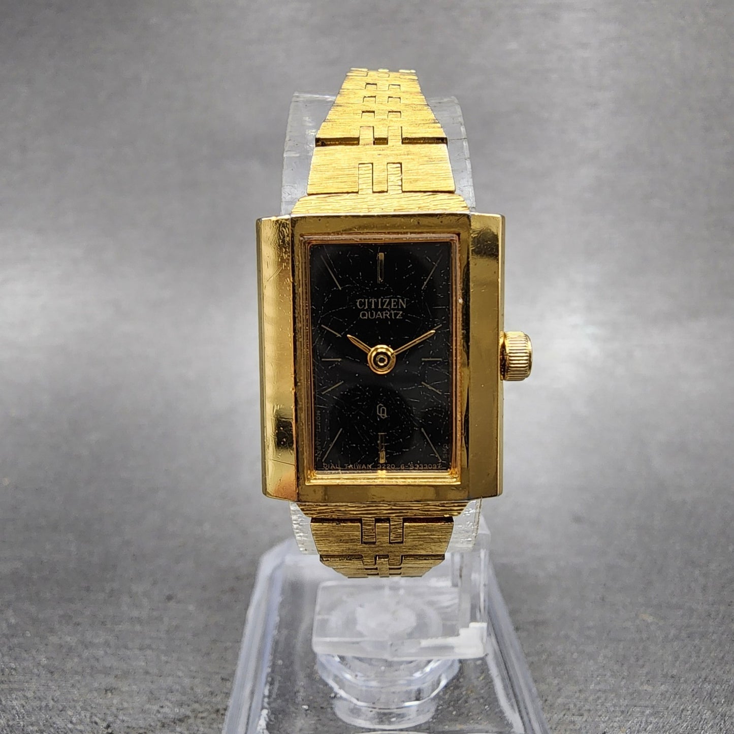 Citizen CQ Watch Women 17mm Black Dial Gold Tone Rectangle 3220 New Battery0