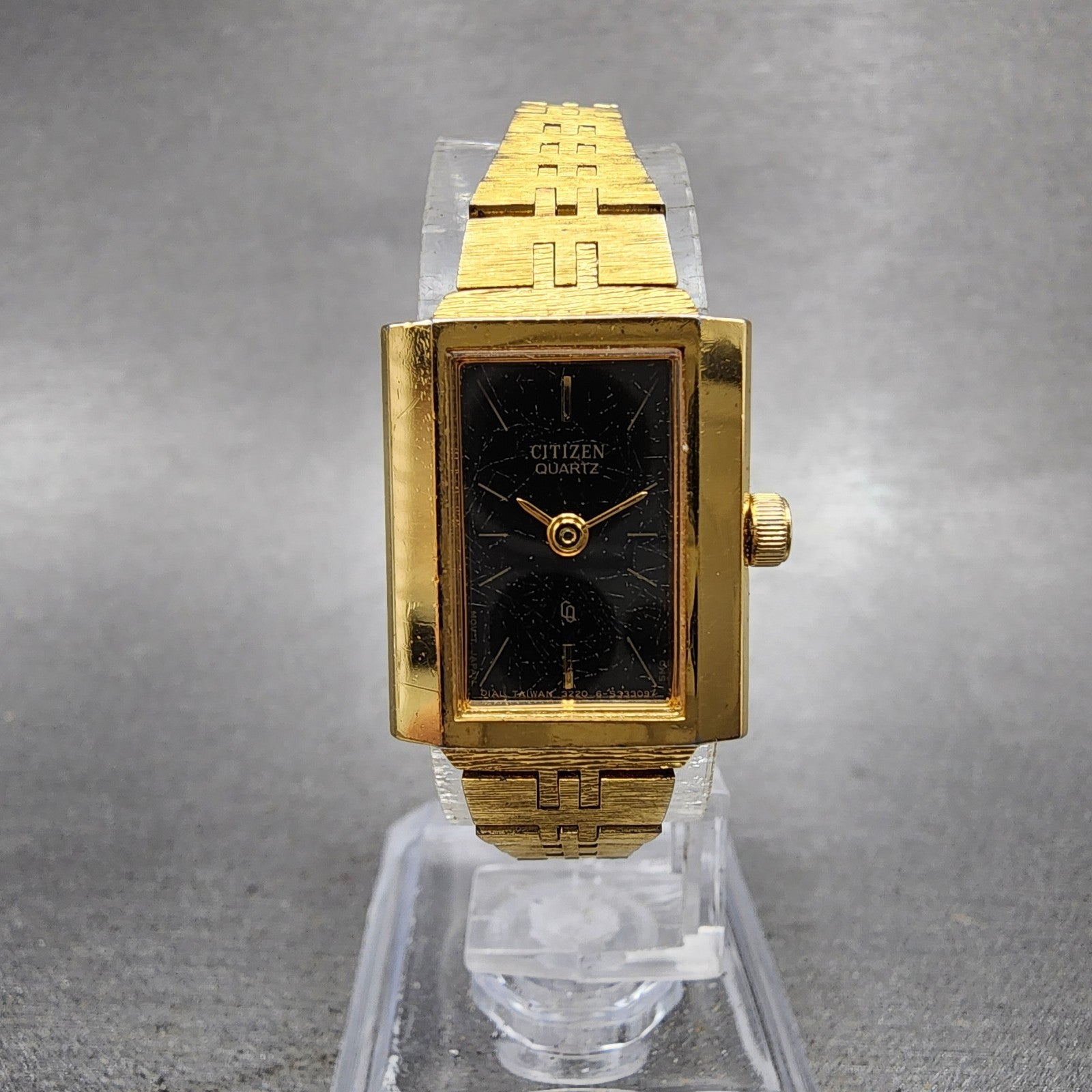 Citizen CQ Watch Women 17mm Black Dial Gold Tone Rectangle 3220 New Battery0