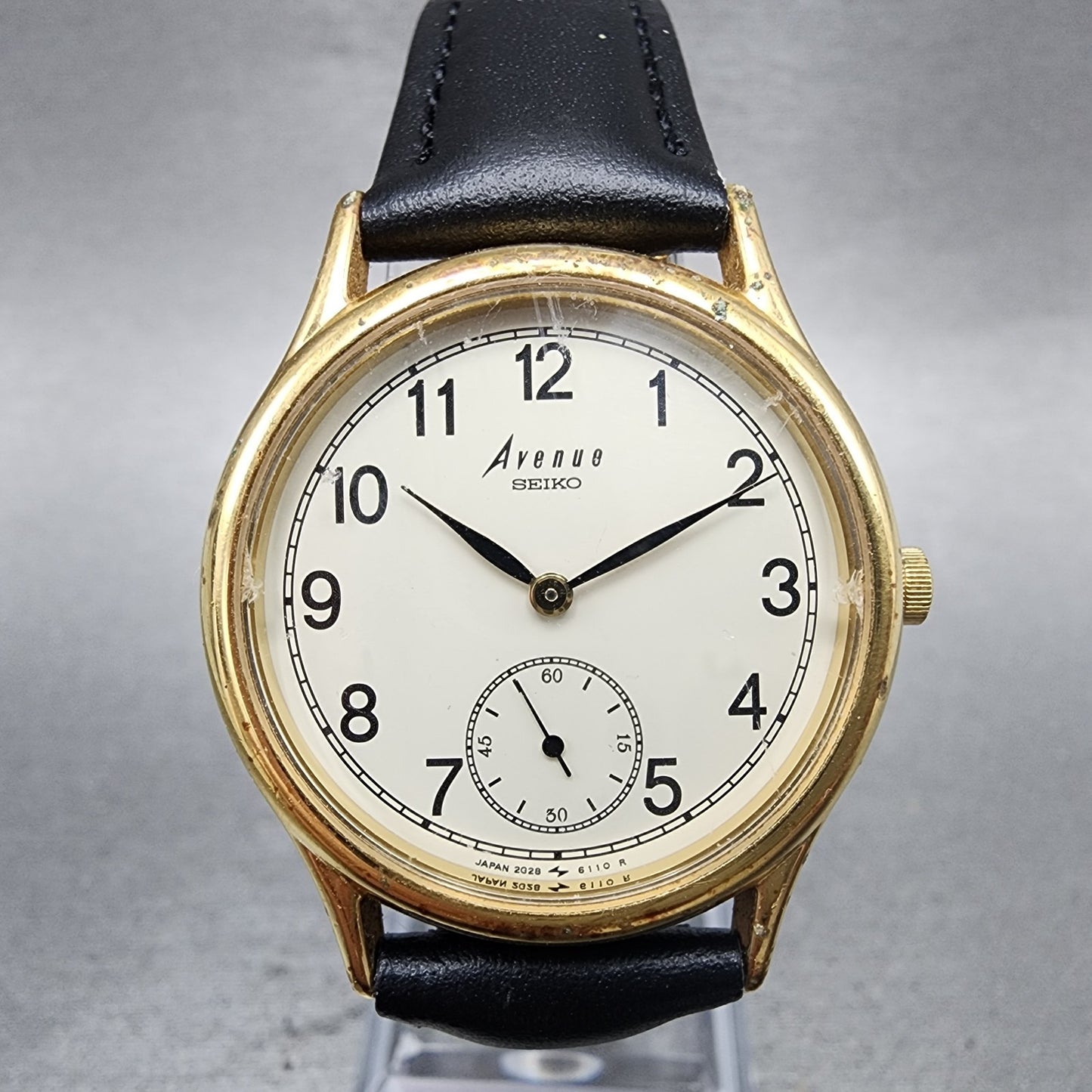 Seiko Avenue Watch Men 31mm White Dial Gold Tone Round 2g286090 New Battery0