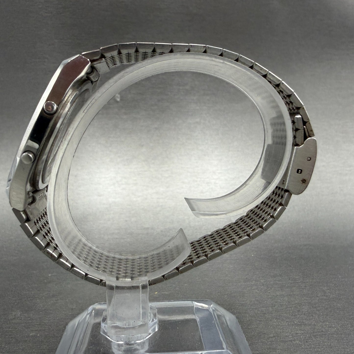 Casio Casiotron Watch Men 32mm Digital Daydate Oval 49CS-35 Vintage PARTS7