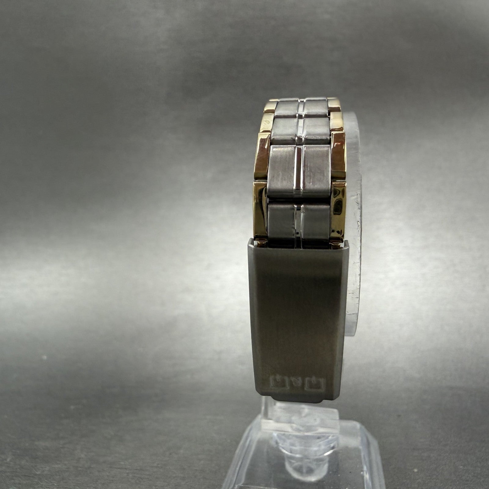 Citizen Q&Q Tank Watch Women 23mm Champagne Dial Silver Tone Rectangle New batt7