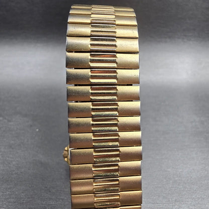 Bulova Caravelle Watch Men 34mm Gold Dial Gold Tone Date 42B54 New Battery7