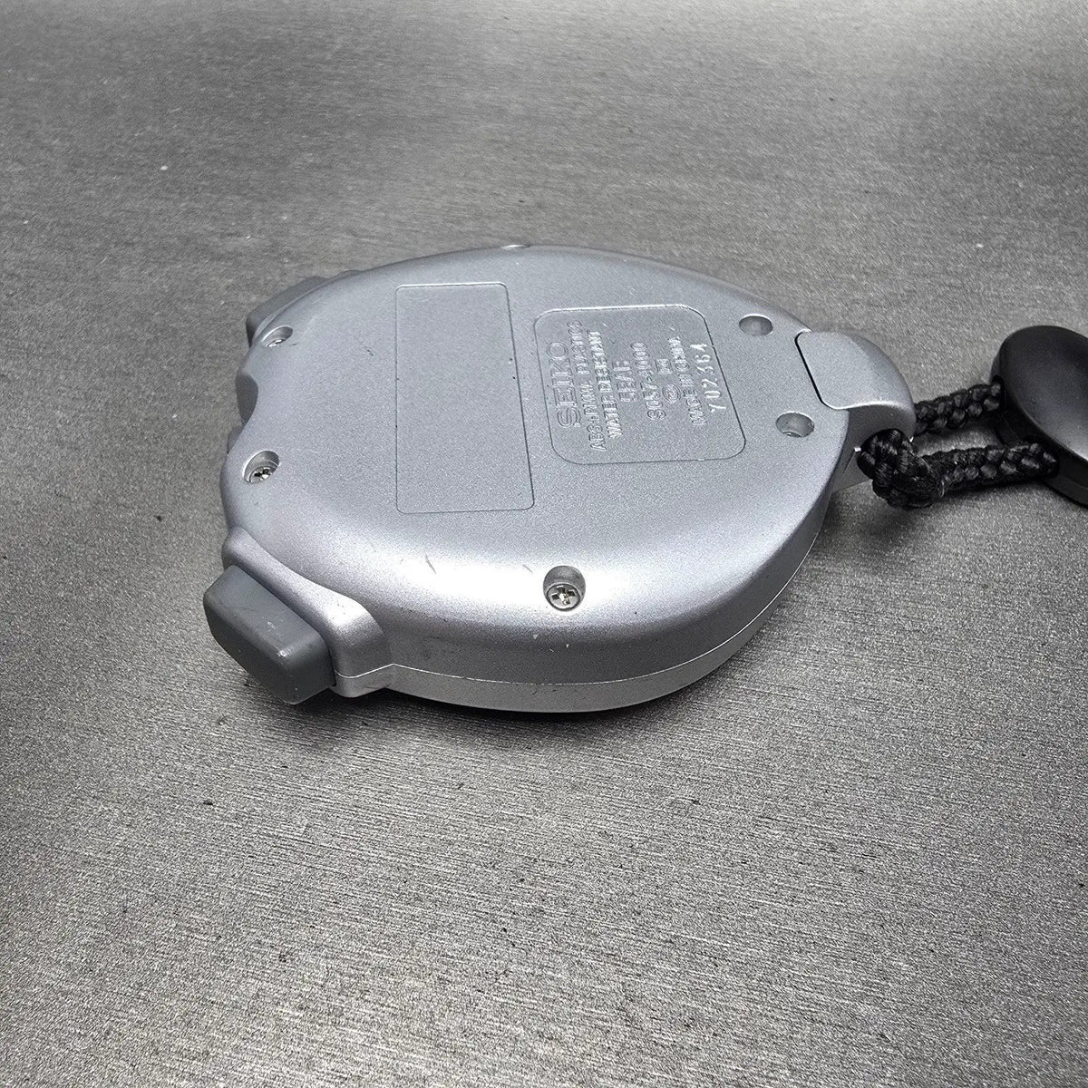 Seiko Stopwatch S057-4000 Digital Silver Timer 100 Lap Round New Battery11