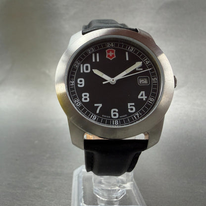 Victorinox Swiss Army Field Watch Men 38mm Black Dial Steel Date Round New battA5