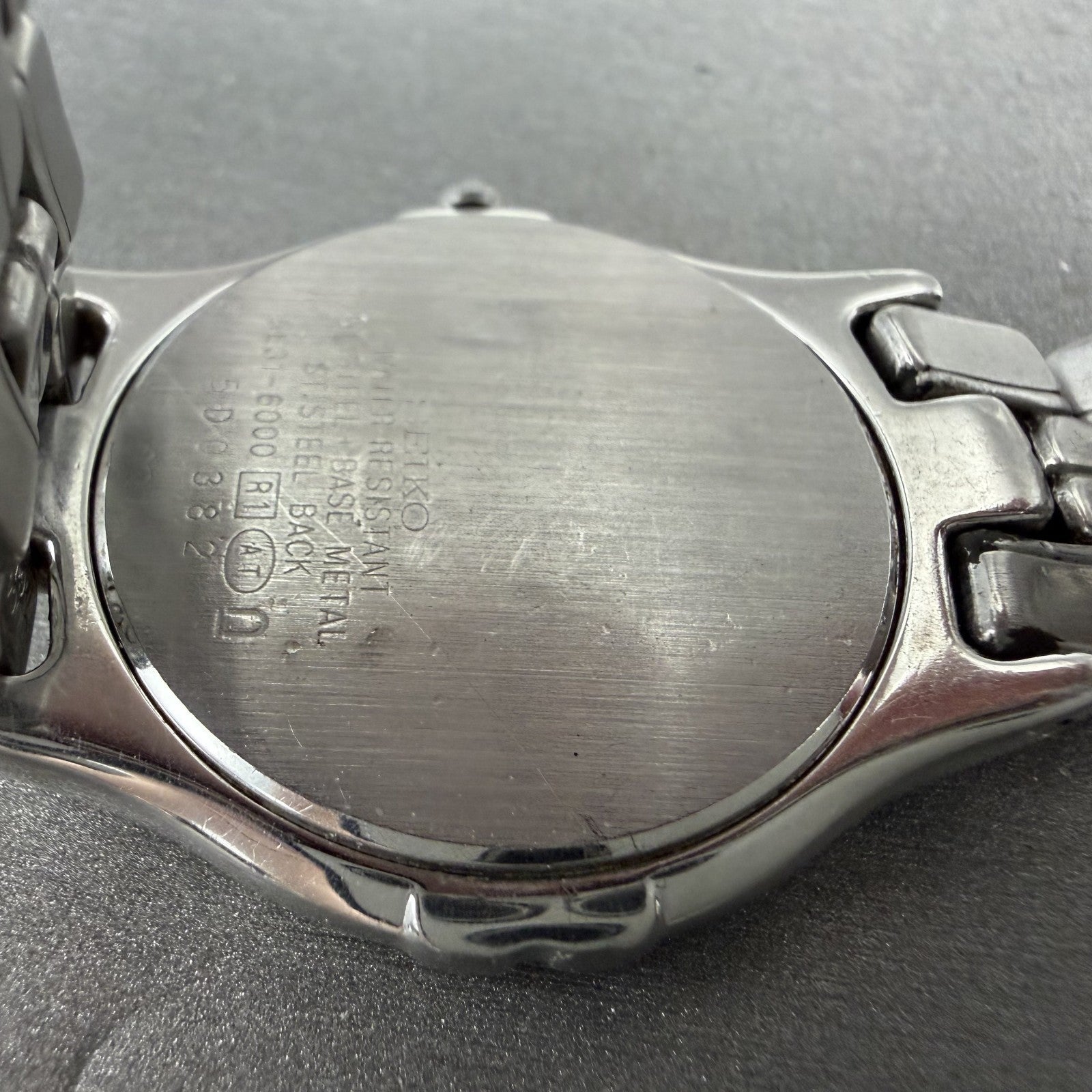 Seiko Dolce Watch Women 31mm White Dial Silver Tone Round 5e316000 New Battery9