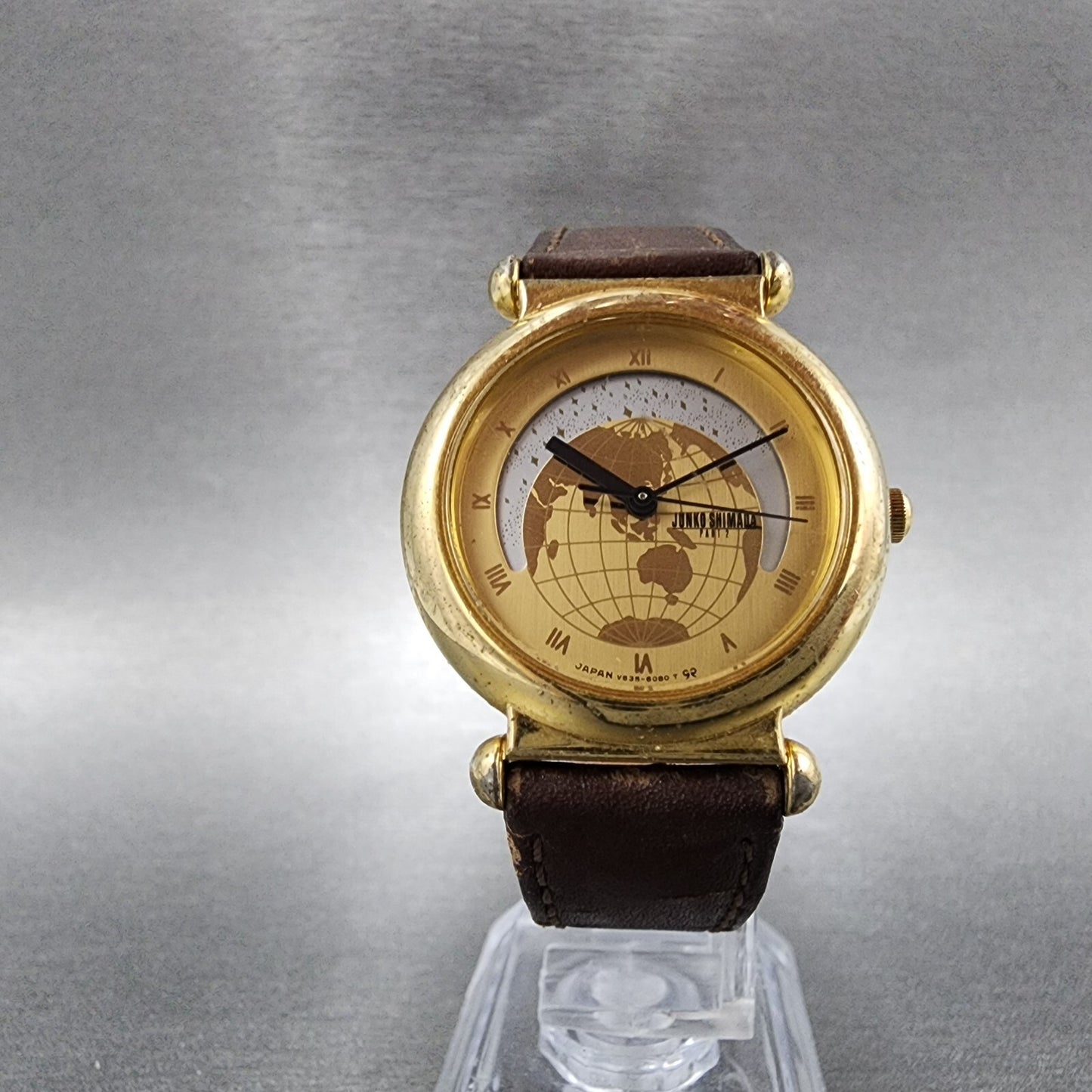 Junko Shimada Watch Women 30mm Gold Dial Gold Tone Round Day Night New Battery4