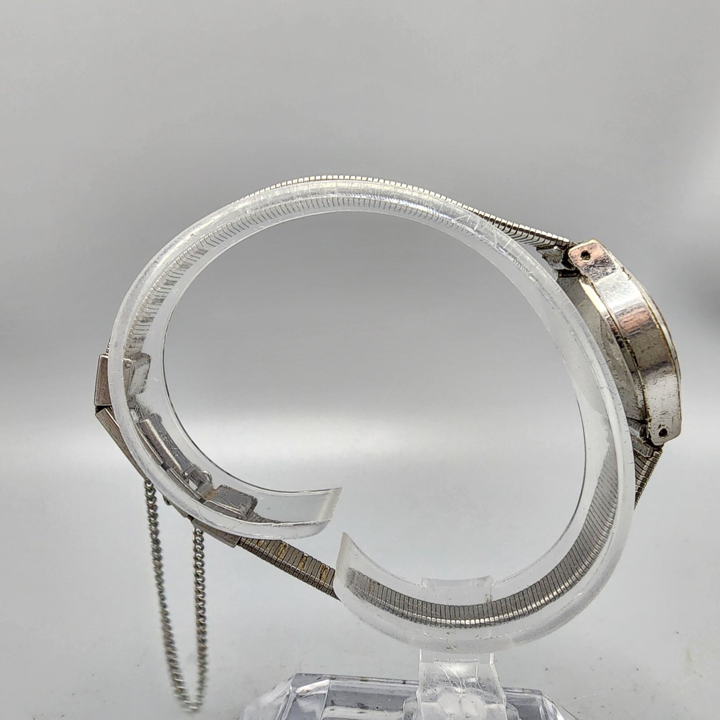 VTG Citizen CQ Watch Women 20mm Silver Dial Silver Tone 4-830385 New Battery