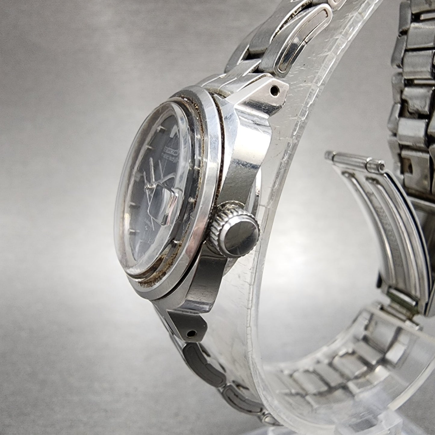 Seiko Seikomatic Lady Watch Women 24mm Black Dial Silver Tone Date 25173201 Runs2