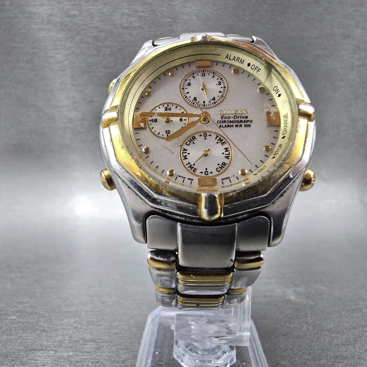 Citizen Eco-Drive Chronograph Watch Men 38mm White Dial Two Tone Alarm 0850 Runs6