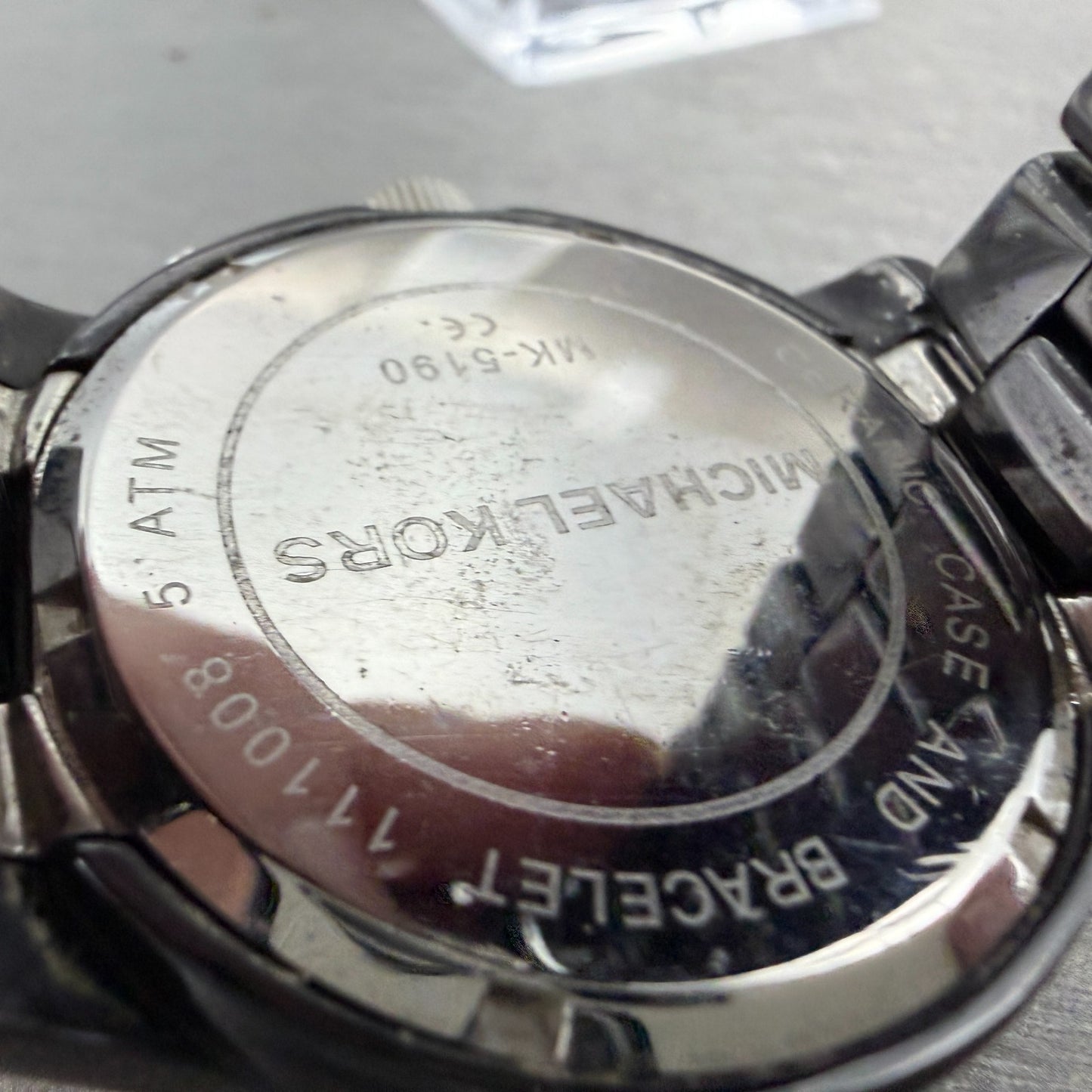 Michael Kors Runway Chrono Watch Women 40mm Black Dial Black Ceramic New Battery9